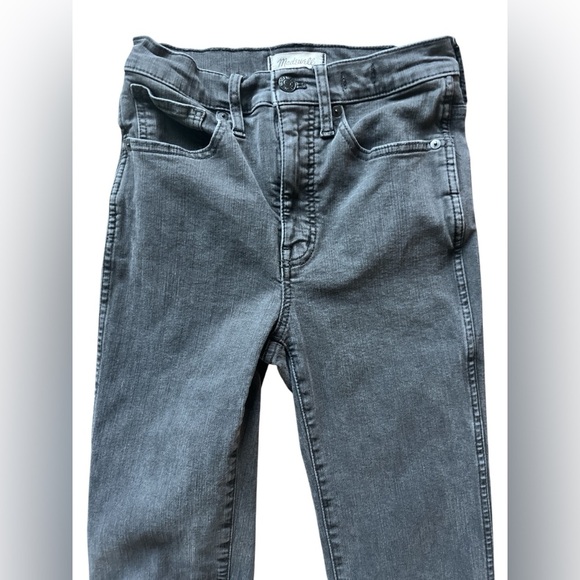 Madewell Ladies Stovepipe Mid-Rise Raw Hem Straight Leg Jeans Black Size 25 - Picture 2 of 6